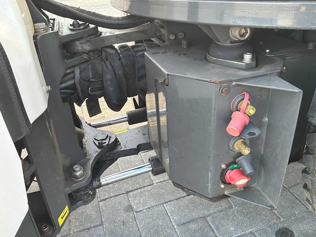 2016 multihog cx 55 werktuigdrager - afbeelding 15 van  35