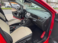 2016 opel astra sport tourer + - afbeelding 23 van  43