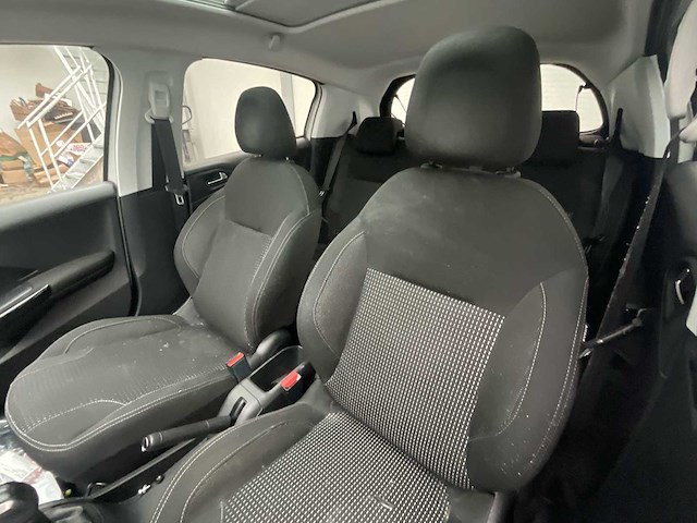 2016 peugeot 208 1.2 puretech auto - afbeelding 5 van  33