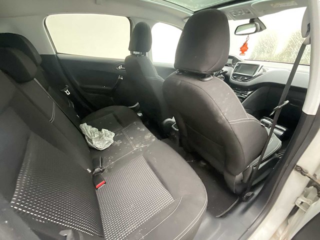2016 peugeot 208 1.2 puretech auto - afbeelding 10 van  33