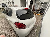 2016 peugeot 208 1.2 puretech auto - afbeelding 18 van  33