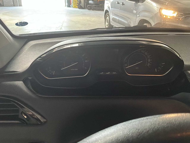 2016 peugeot 208 c auto - afbeelding 2 van  20