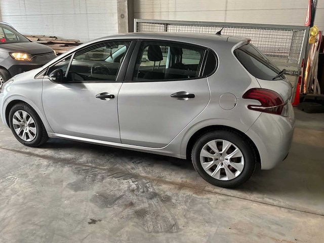 2016 peugeot 208 c auto - afbeelding 17 van  20