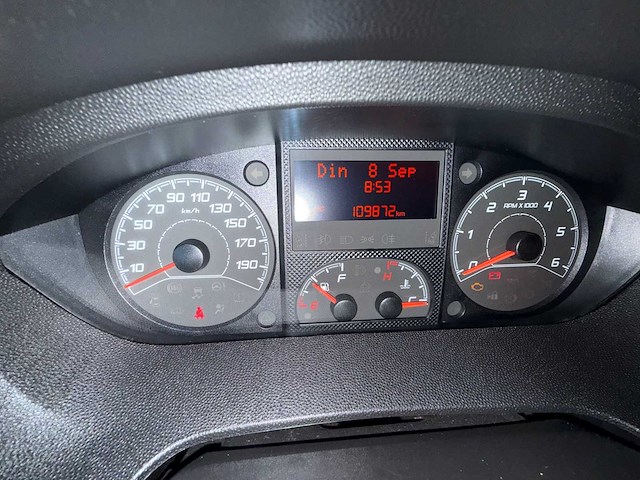 2016 peugeot boxer promotiewagen - afbeelding 13 van  39