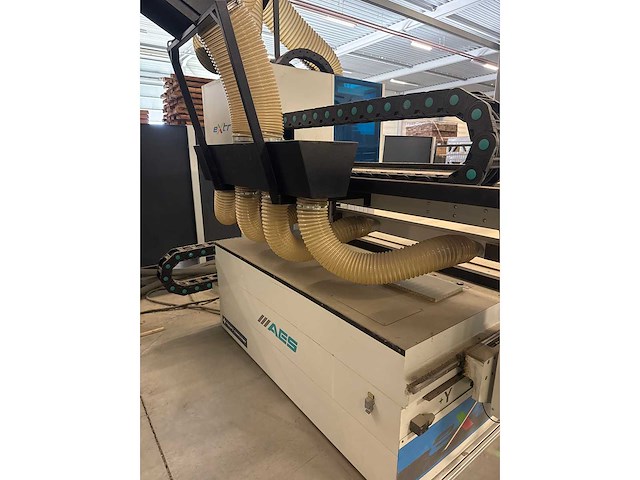 2016 philips constant aes extreme 2132 3-assige cnc freesmachine - afbeelding 14 van  21