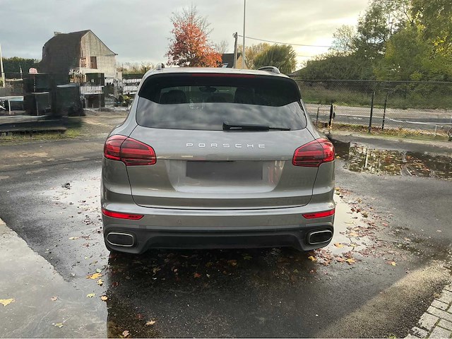 2016 porsche cayenne suv personenauto - afbeelding 30 van  33