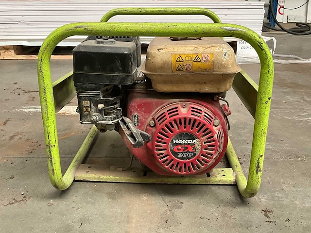 2016 pramac e4000 stroomgenerator - afbeelding 3 van  7