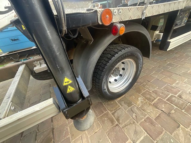 2016 renault maxity + isoli pnt205 gearticuleerde telescopische boomlift - afbeelding 18 van  34