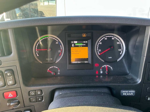 2016 scania p410 autotransporteur vrachtwagen - afbeelding 42 van  77