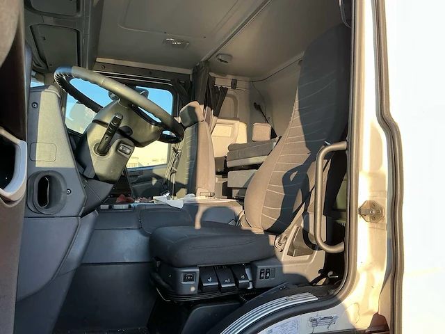 2016 scania p410 autotransporteur vrachtwagen - afbeelding 59 van  77