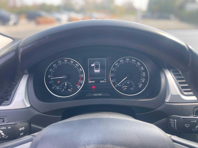 2016 škoda rapid spaceback 1.6 tdi – 116 pk – 2016 – 280.437 km – euro 6 – handgeschakelde versnellingsbak. auto - afbeelding 6 van  21