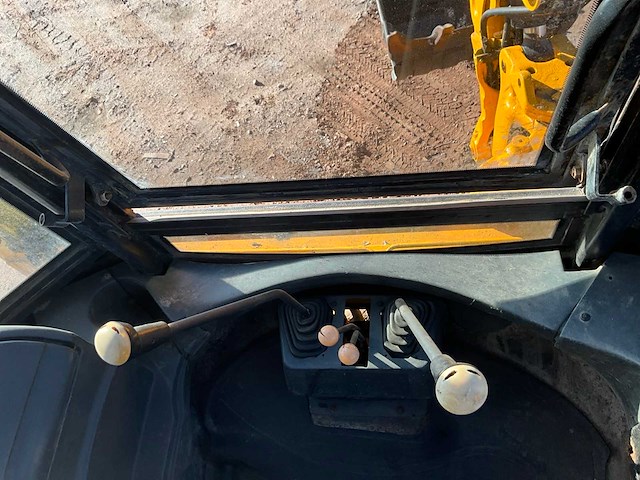 2016 terex tlb 844sx4 graaflaadmachine - afbeelding 16 van  29