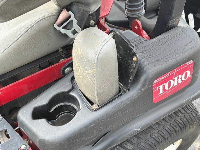 2016 toro zmaster professional 7409te zero-turn zitmaaier - afbeelding 16 van  23