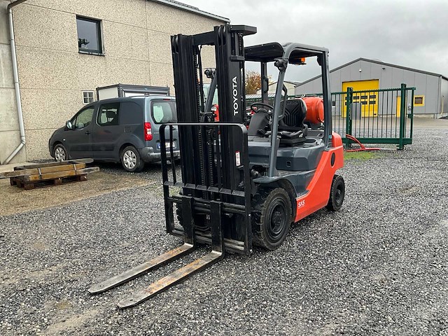 2016 toyota 06-8fg20f heftruck - afbeelding 1 van  34