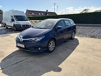 2016 toyota auris 1.8 hybride personenauto - afbeelding 12 van  37