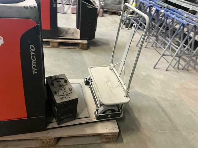 2016 toyota tracto elektrische trekker voor intern transport - afbeelding 4 van  5