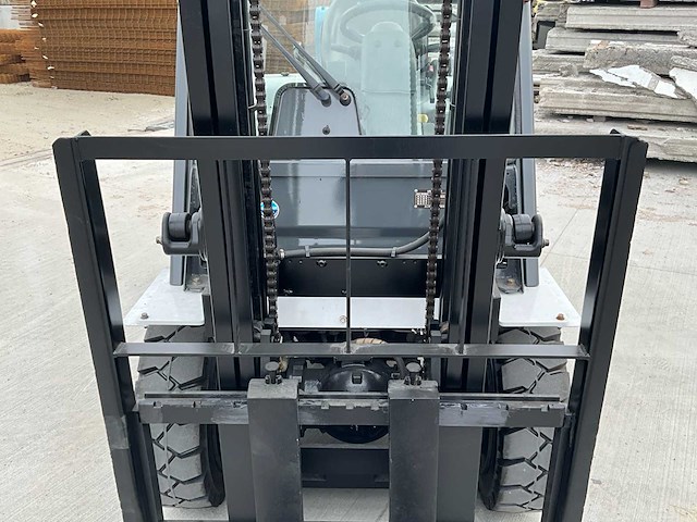 2016 uni carriers fhge30t5/ebt-f186l vorkheftruck - afbeelding 14 van  14