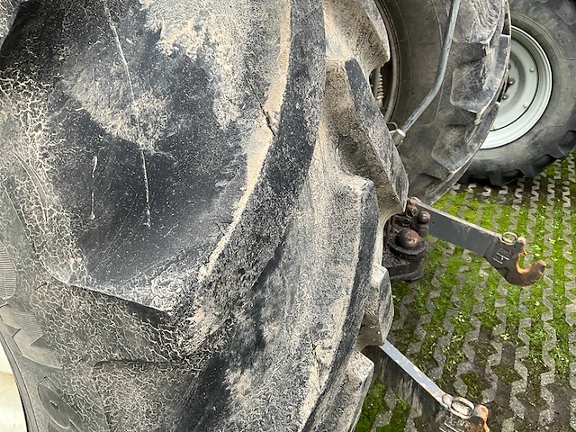 2016 valtra t174es vierwielaangedreven landbouwtractor - afbeelding 2 van  19