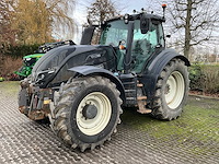 2016 valtra t174es vierwielaangedreven landbouwtractor - afbeelding 1 van  19