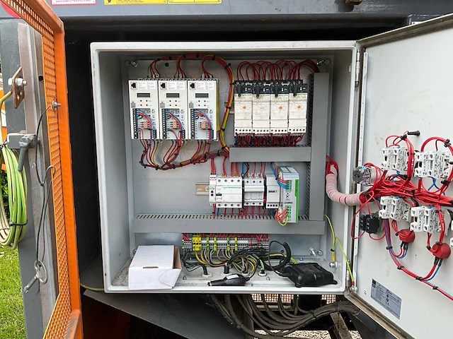 2016 vandaele tz 165-75 mobiele grondzeef - afbeelding 39 van  54