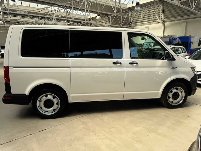 2016 volkswagen transporter kombi minibus - afbeelding 4 van  10