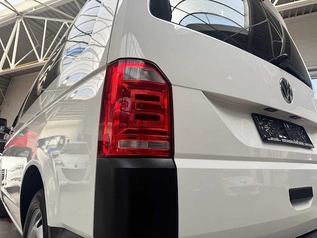 2016 volkswagen transporter kombi minibus - afbeelding 26 van  29