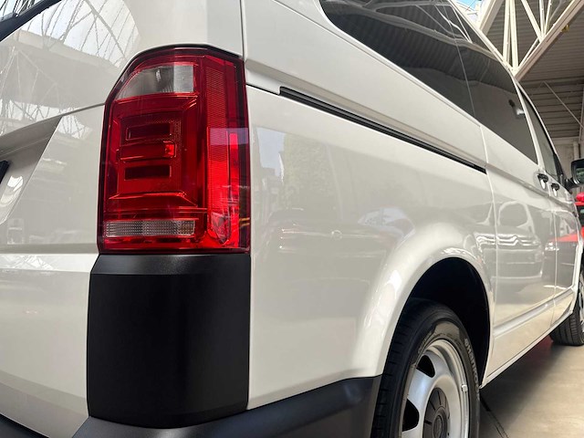 2016 volkswagen transporter kombi minibus - afbeelding 28 van  29