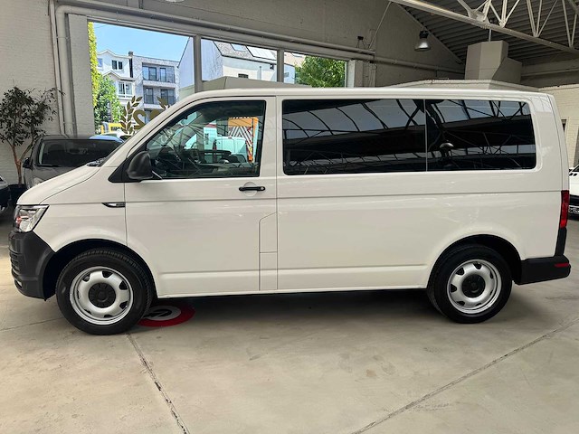 2016 volkswagen transporter kombi minibus - afbeelding 19 van  29