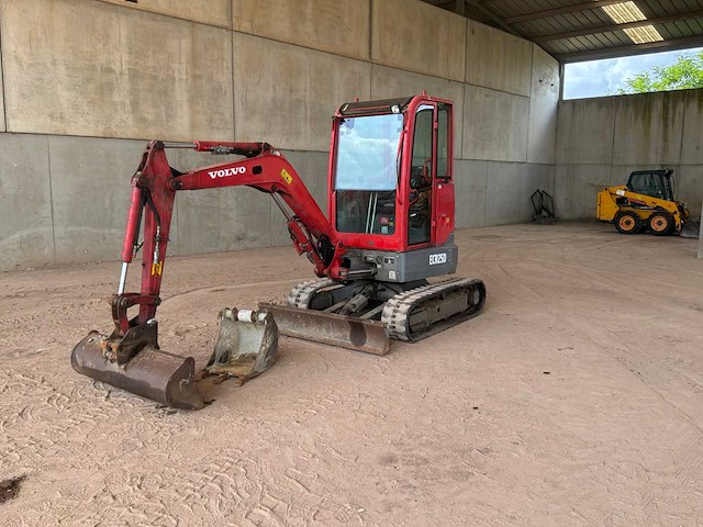 2016 volvo ecr25d rupsgraafmachine - afbeelding 1 van  12