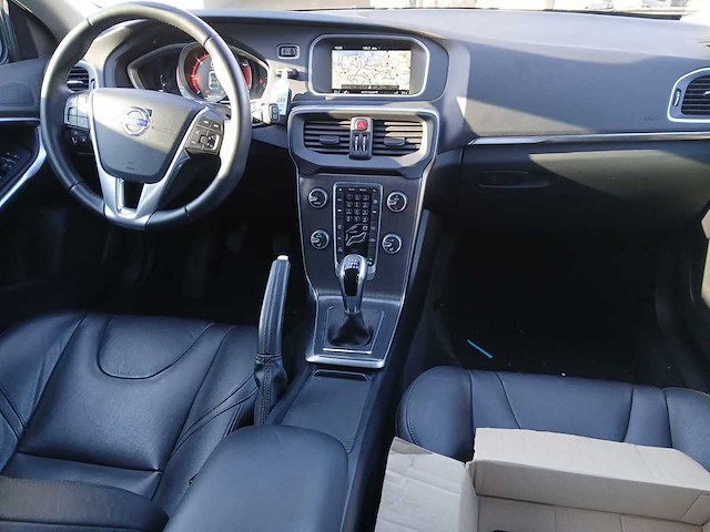 2016 volvo v40 2.0 momentum - 43 594km personenauto - afbeelding 26 van  26