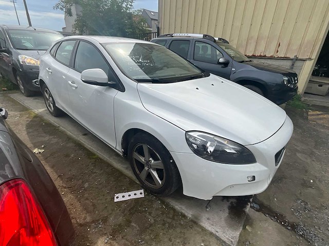 2016 volvo v40 personenauto - afbeelding 1 van  10