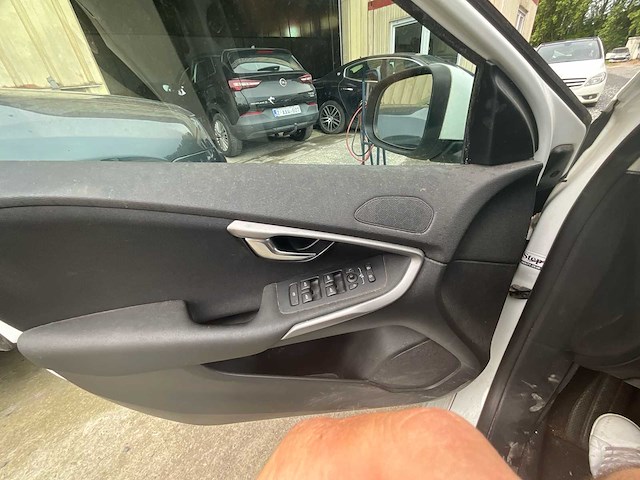 2016 volvo v40 personenauto - afbeelding 3 van  18