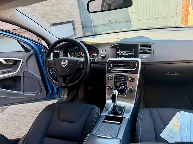 2016 volvo v60 personenauto - afbeelding 17 van  17