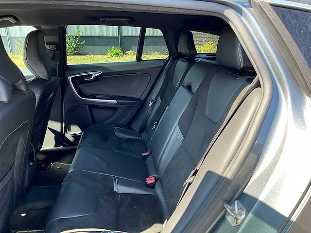 2016 volvo v60 personenauto - afbeelding 4 van  30