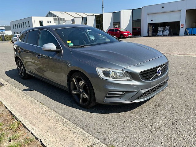 2016 volvo v60 personenauto - afbeelding 28 van  30