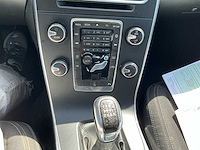 2016 volvo v60 stationwagen - perfect onderhouden en rijk uitgerust - afbeelding 28 van  70