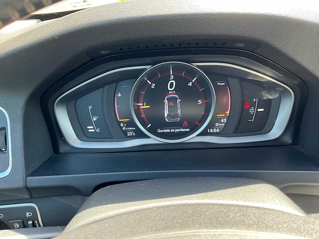 2016 volvo v60 stationwagen - perfect onderhouden en rijk uitgerust - afbeelding 21 van  65