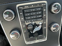 2016 volvo v60 stationwagen - perfect onderhouden en rijk uitgerust - afbeelding 29 van  65