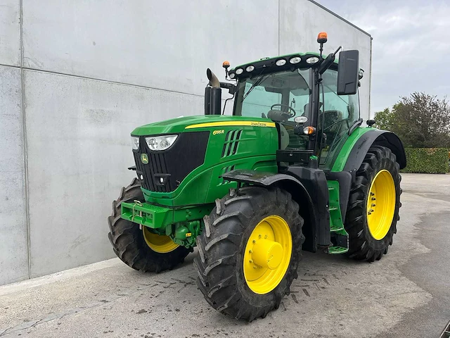 2017 - john deere - 6195r - 4-wheel drive tractor - afbeelding 14 van  20