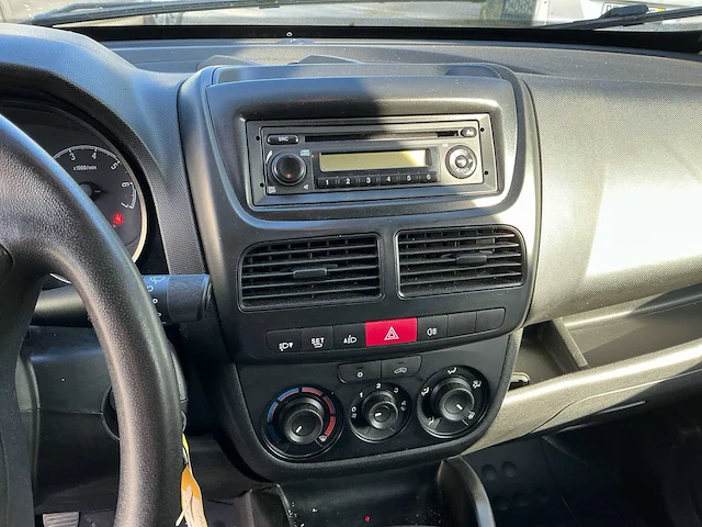 2017 - opel combo van - afbeelding 4 van  30
