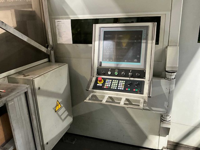 2017 adige blm group lasertube lt8.10 fiber buizenlasersnijmachine - afbeelding 26 van  27