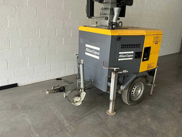 2017 atlas copco hilight h5+ lichtmast - afbeelding 13 van  18