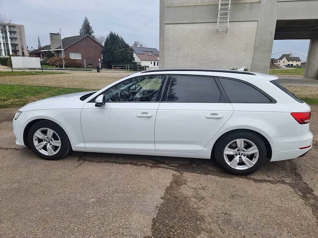 2017 audi a4 avant personenauto - afbeelding 2 van  23