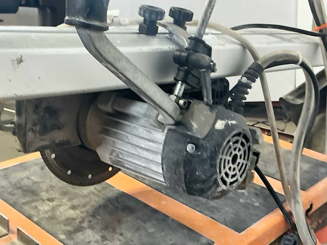 2017 battipav vip 290 tegeltafelzaag verstelbaar groot l=950mm/h40mm - afbeelding 3 van  6