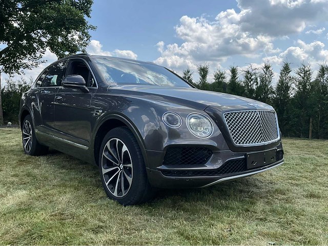 2017 bentley bentayga - afbeelding 50 van  55