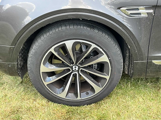 2017 bentley bentayga - afbeelding 54 van  55