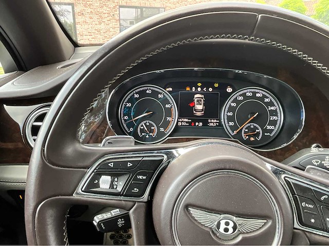 2017 bentley bentayga - afbeelding 16 van  56