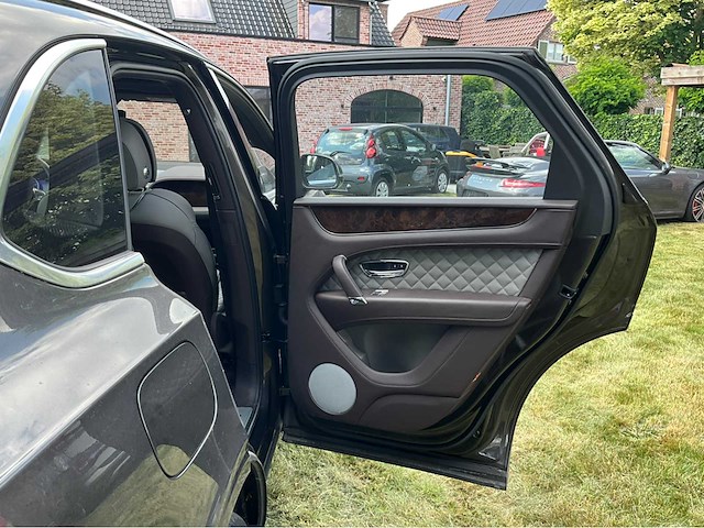 2017 bentley bentayga - afbeelding 33 van  56