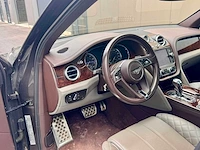 2017 bentley bentayga - afbeelding 18 van  36