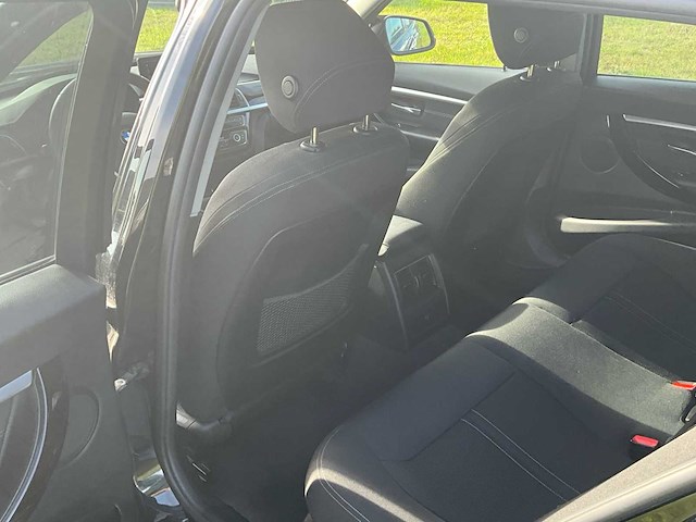 2017 bmw 318i - afbeelding 19 van  48